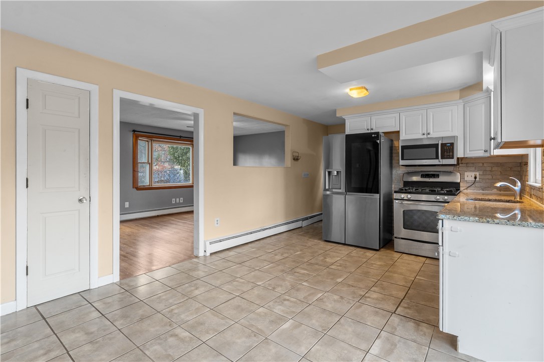 159 Old County Road Smithfield, RI 02917 - Photo 10 of 29