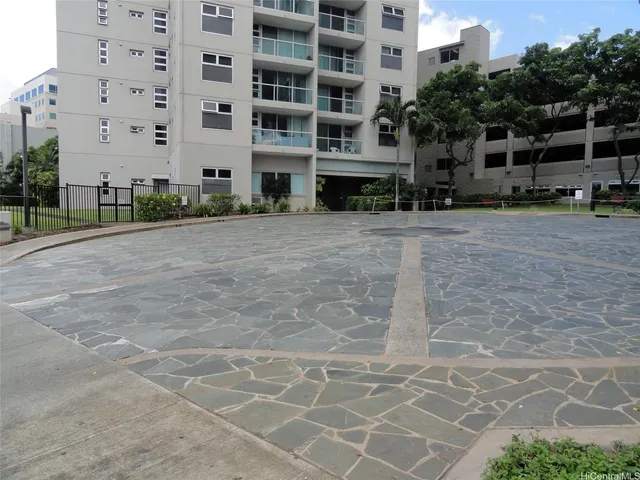 $2,190 | 1448 Young Street, Unit 1107, Honolulu, HI 96814