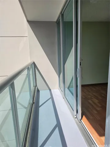 $2,190 | 1448 Young Street, Unit 1107, Honolulu, HI 96814