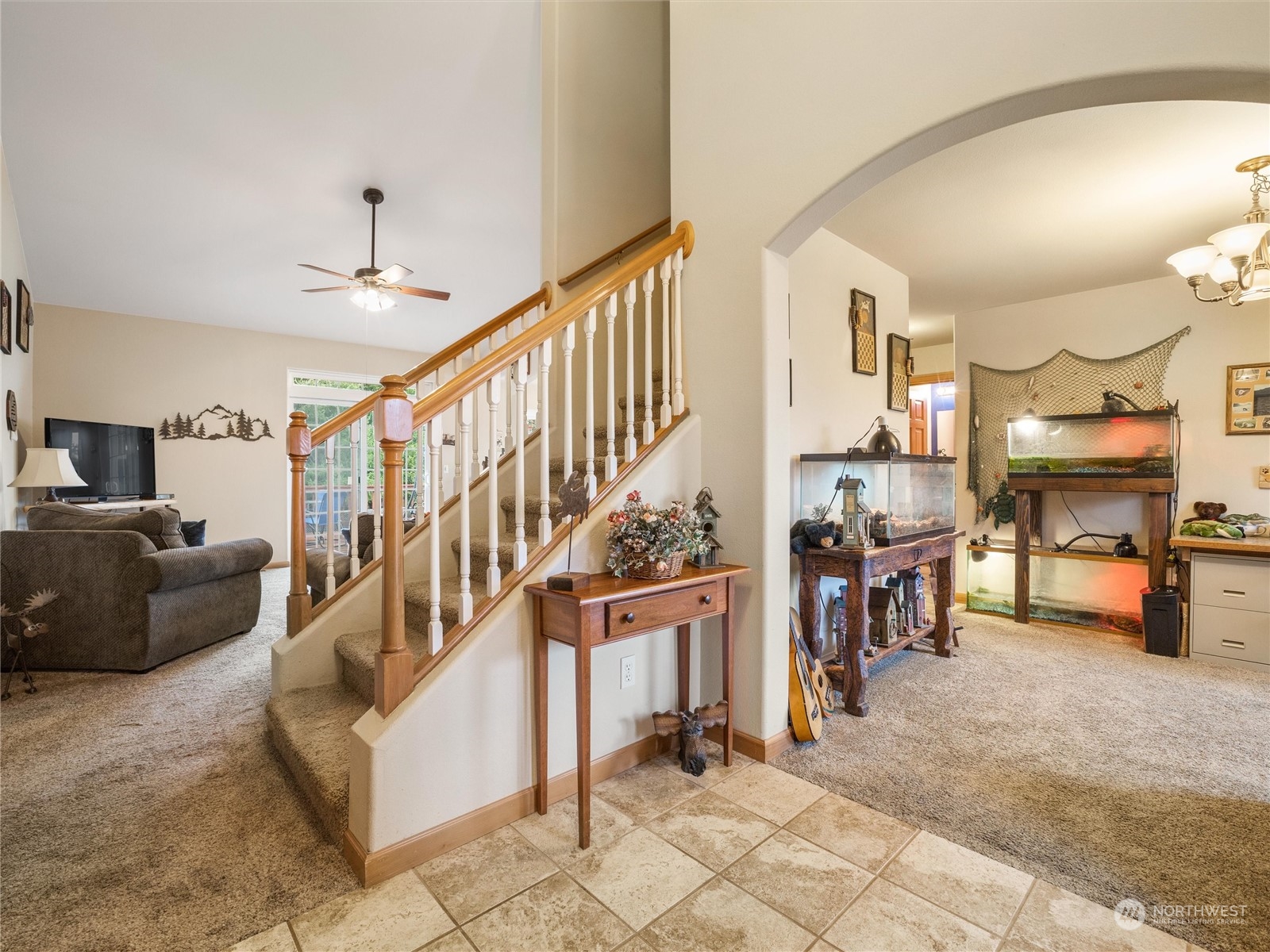 18615 Roseburg Street Southwest Rochester, WA 98579 - Photo 12 of 40 a view of entryway and hall
