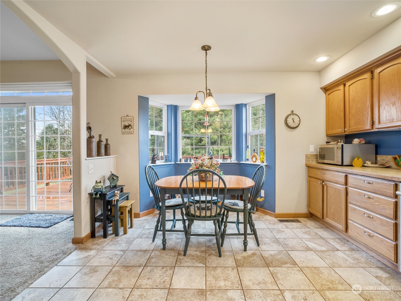 18615 Roseburg Street Southwest Rochester, WA 98579 - Photo 18 of 40 a dining room with furniture and window