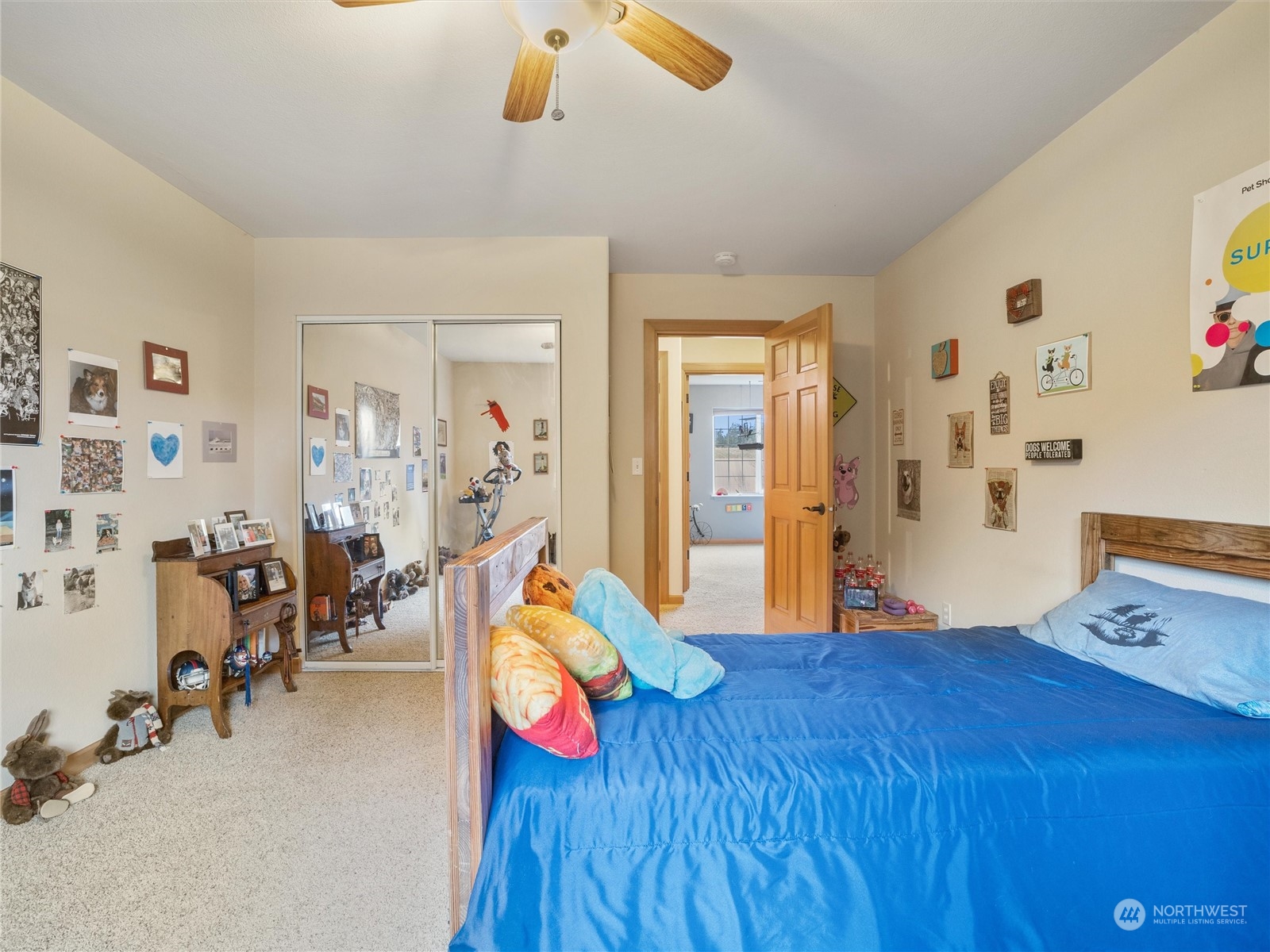 18615 Roseburg Street Southwest Rochester, WA 98579 - Photo 28 of 40 a bed room with a bed and a chair