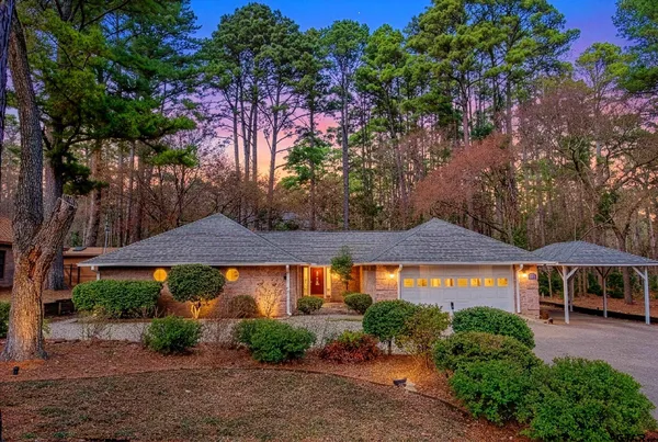 $355,000 | 1633 Brookhollow Drive, Hideaway, TX 75771