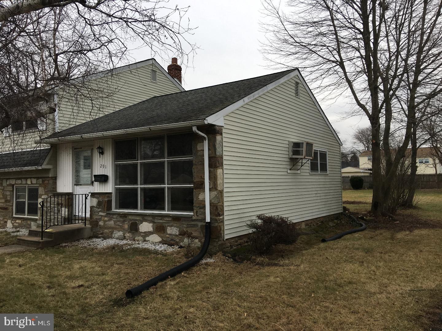 291 Poplar Road Warminster, PA 18974 - Photo 3 of 17 Exterior Side