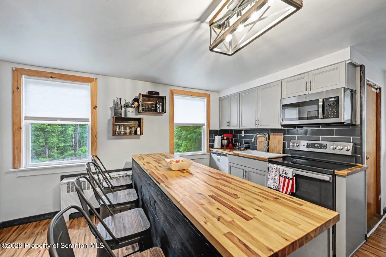 311 Knapp Road Clarks Summit, PA 18411 - Photo 19 of 58 Kitchen