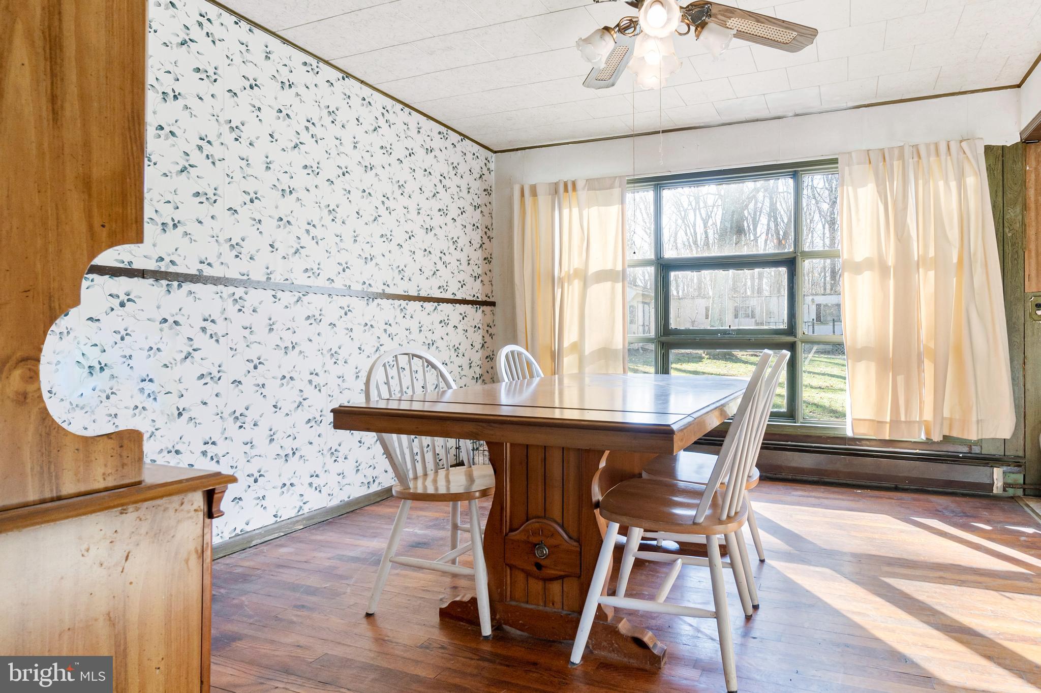 428 Elk Mills Road Elkton, MD 21921 - Photo 7 of 16 NICE AND BRIGHT