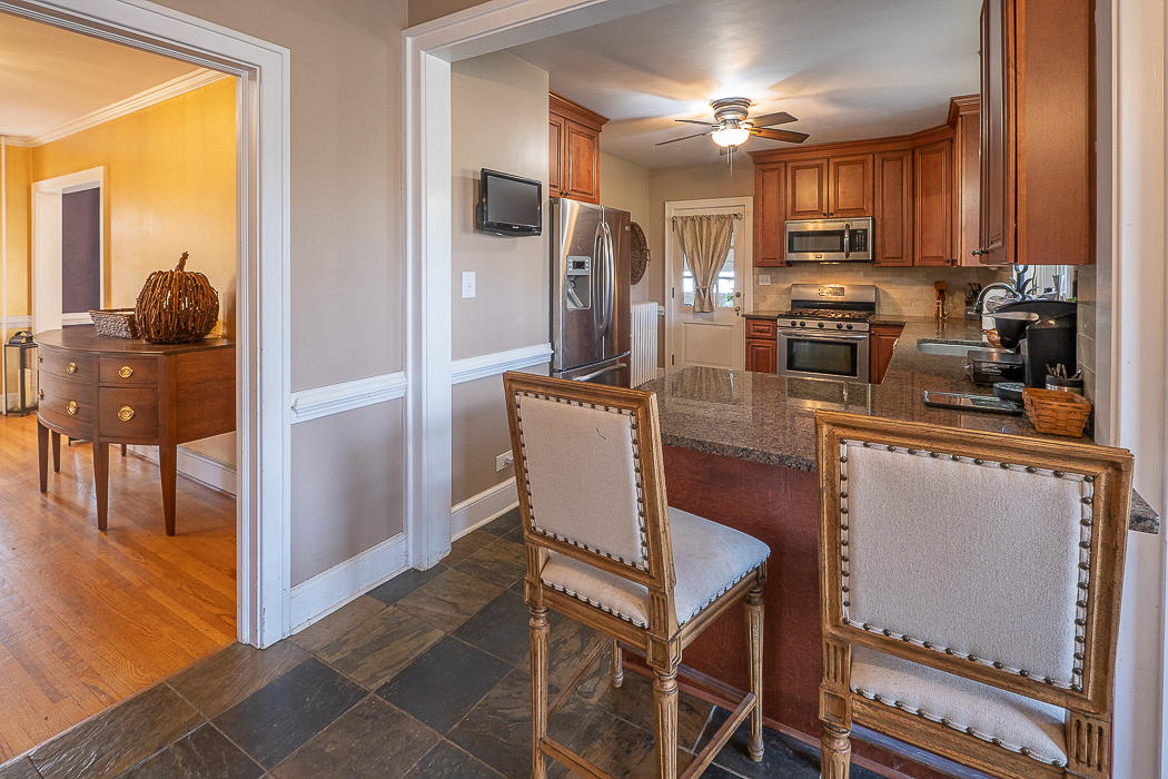 8347 Roanoke Road Fincastle, VA 24090 - Photo 15 of 60 Kitchen