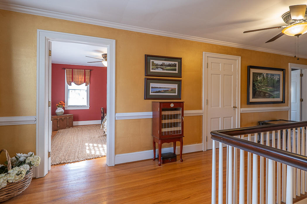 8347 Roanoke Road Fincastle, VA 24090 - Photo 27 of 60 Upper Level