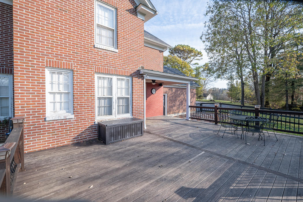 8347 Roanoke Road Fincastle, VA 24090 - Photo 52 of 60 Deck