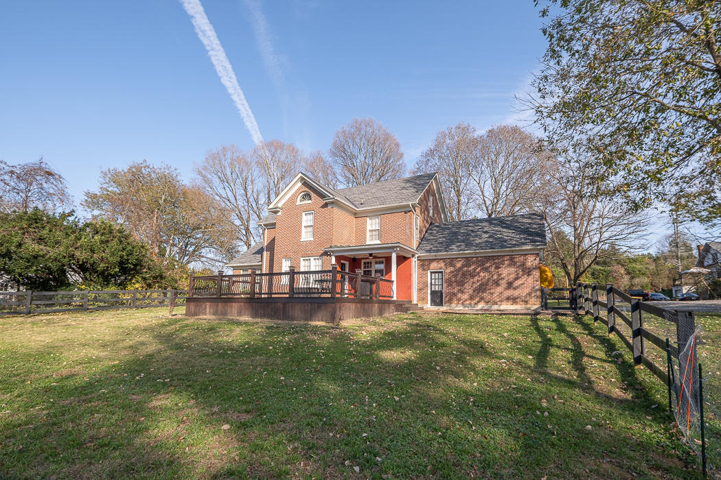 8347 Roanoke Road Fincastle, VA 24090 - Photo 56 of 60 Home view