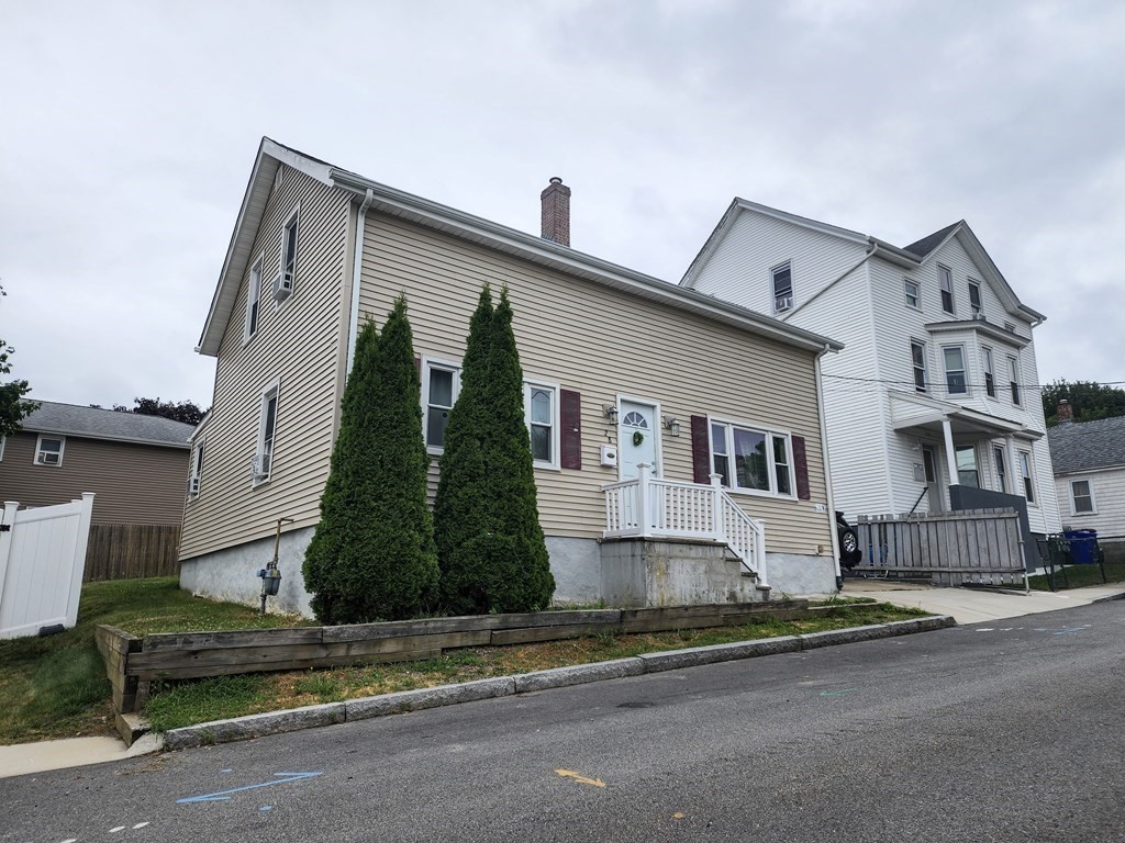 28 Terrace Street Fall River, MA 02721 - Photo 1 of 30