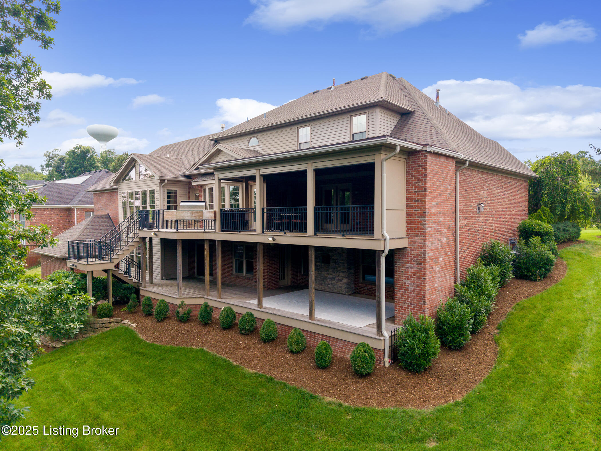 1908 Grand Ridge Road Louisville, KY 40214 - Photo 3 of 113 Double Rear Decks