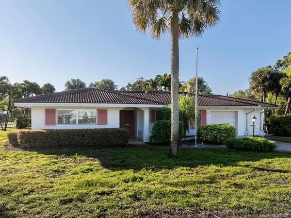 $750,000 | 701 Southwest Cleveland Avenue, Stuart, FL 34994
