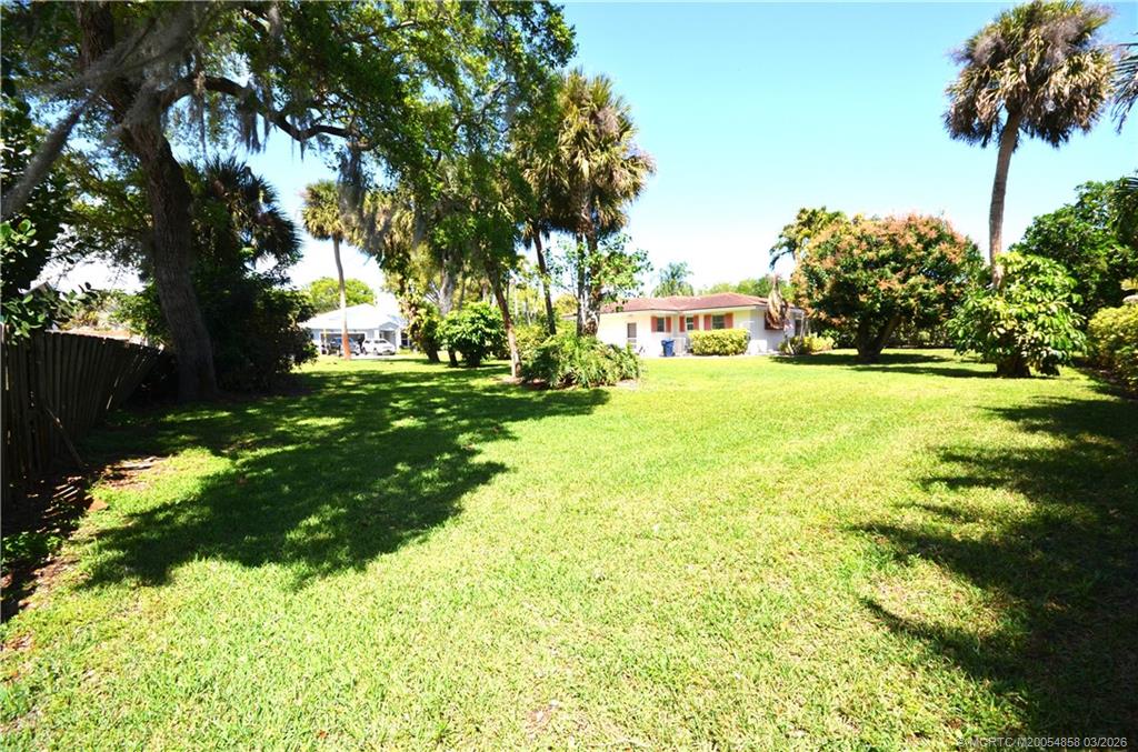 701 Southwest Cleveland Avenue Stuart, FL 34994 - Photo 14 of 47