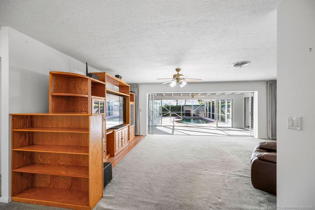 701 Southwest Cleveland Avenue Stuart, FL 34994 - Photo 21 of 47