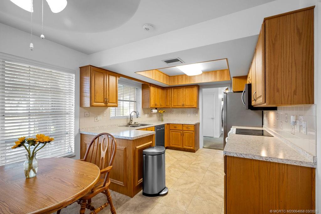 701 Southwest Cleveland Avenue Stuart, FL 34994 - Photo 24 of 47