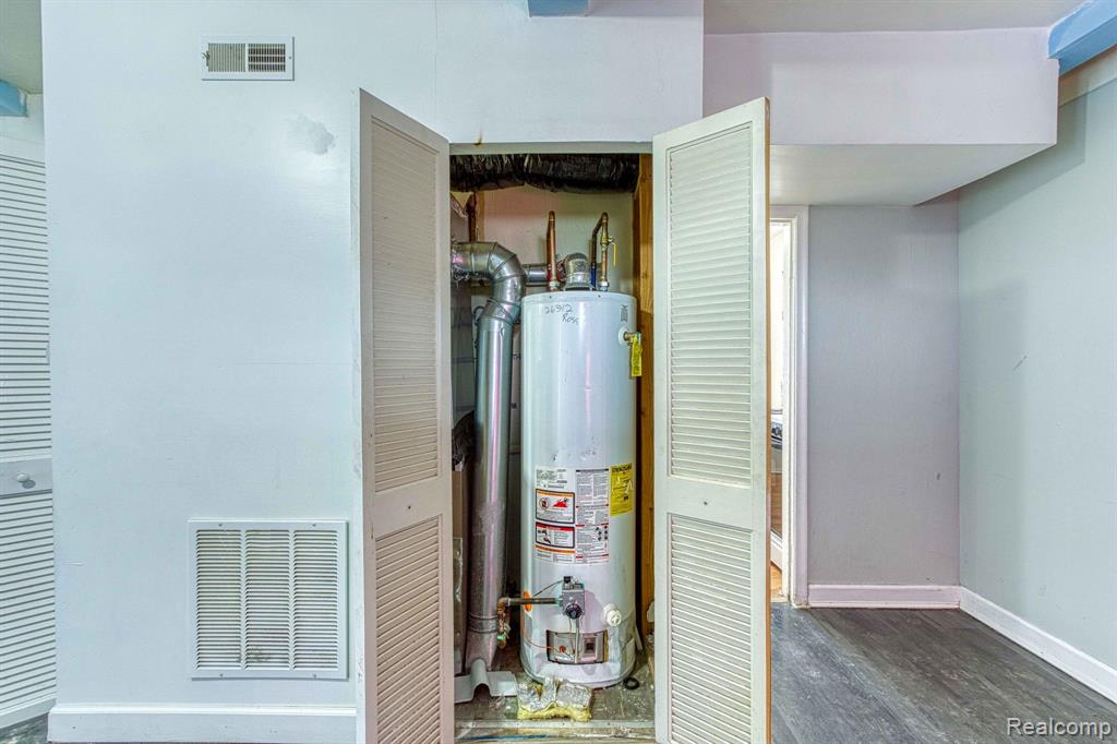 26342 Ross Street Inkster, MI 48141 - Photo 16 of 37 Gallery Image 16