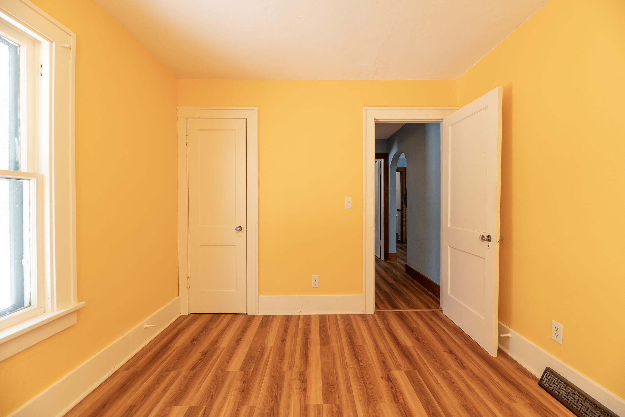 2132 Amherst Avenue Kalamazoo, MI 49008 - Photo 17 of 48 2132 Amherst-18