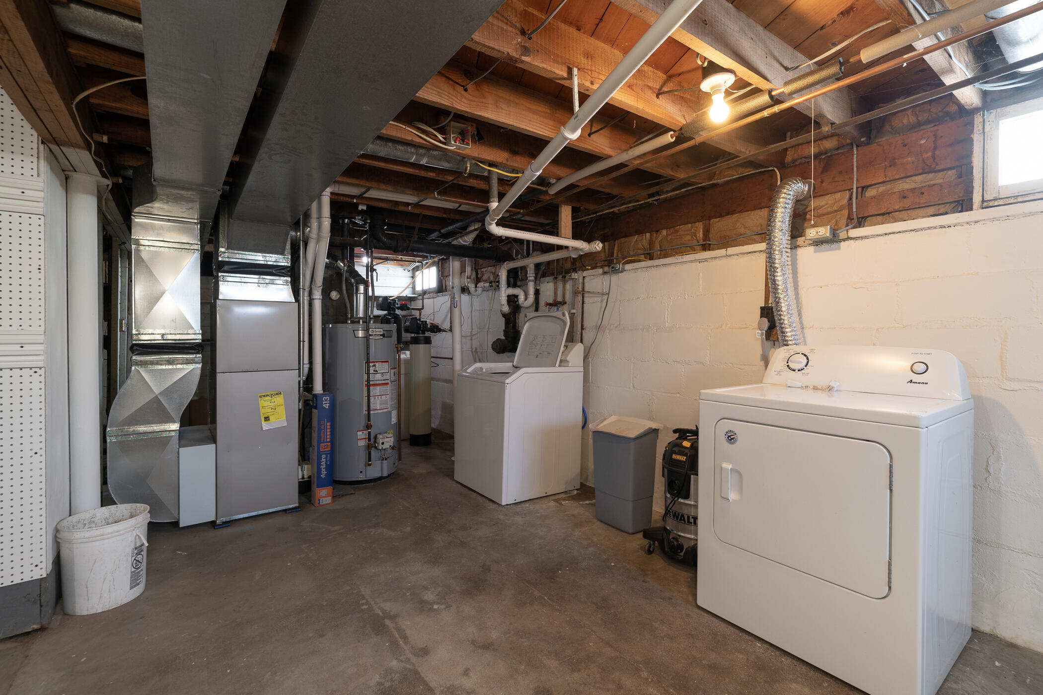 2132 Amherst Avenue Kalamazoo, MI 49008 - Photo 29 of 48 2132 Amherst-30