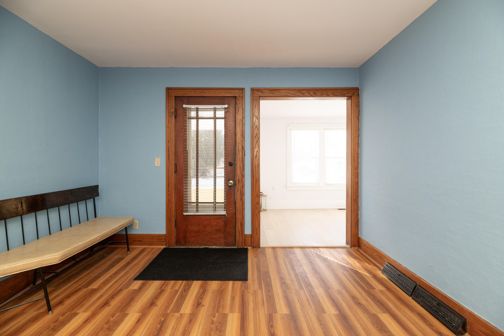 2132 Amherst Avenue Kalamazoo, MI 49008 - Photo 3 of 48 2132 Amherst-3