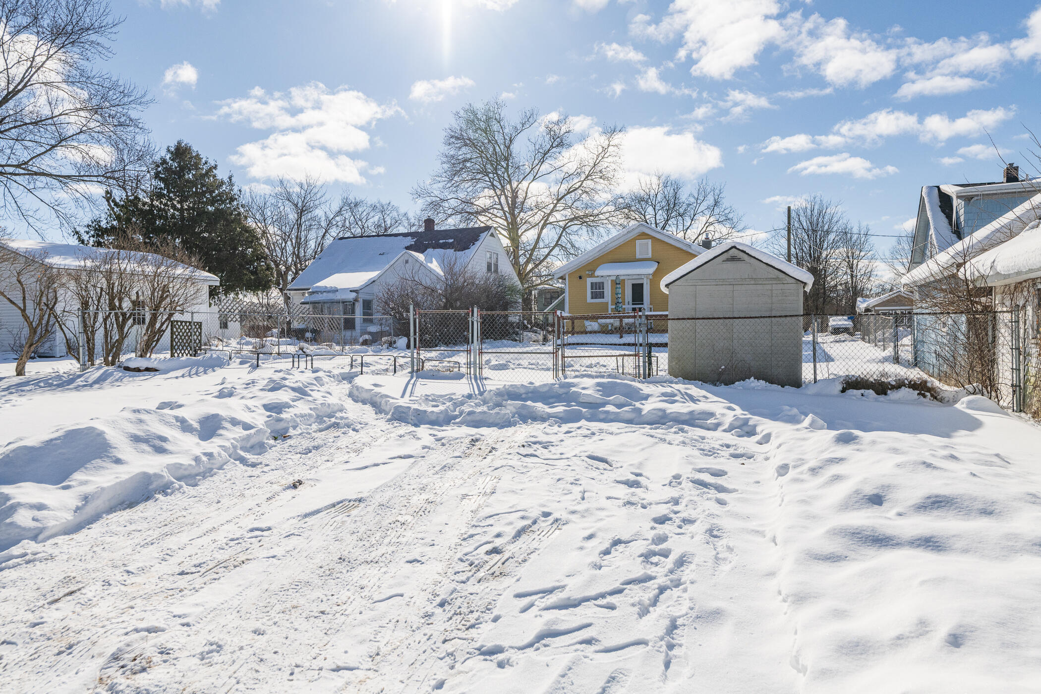 2132 Amherst Avenue Kalamazoo, MI 49008 - Photo 45 of 48 2132 Amherst-46