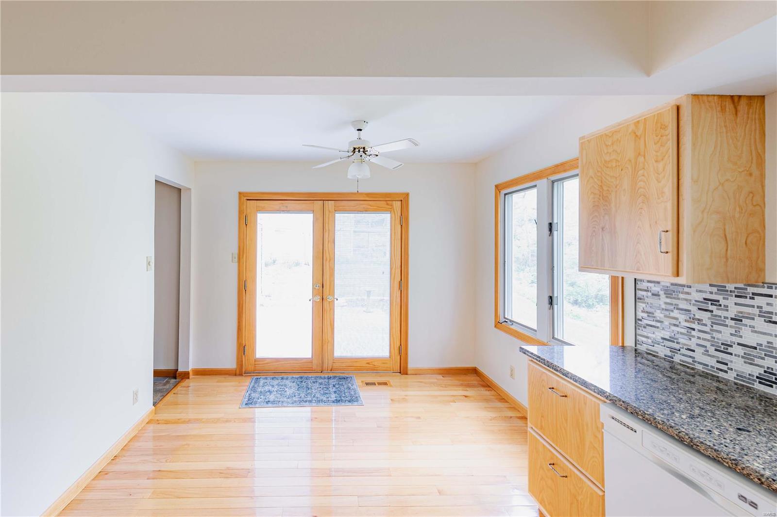 902 Ridge Tree Lane St. Louis, MO 63131 - Photo 15 of 41 Gallery Image 15