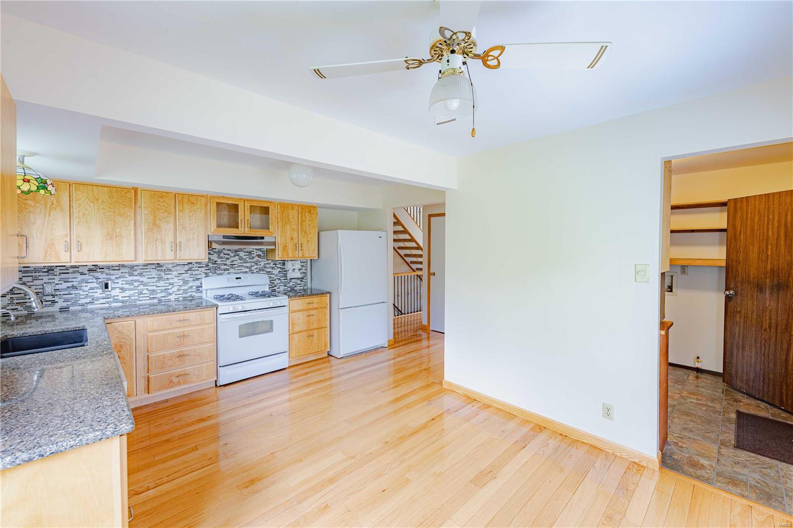 902 Ridge Tree Lane St. Louis, MO 63131 - Photo 16 of 41 Gallery Image 16