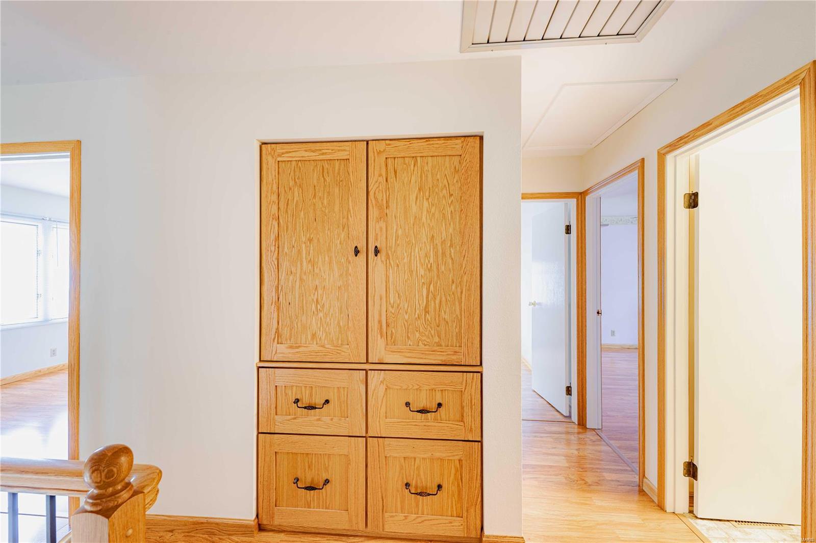 902 Ridge Tree Lane St. Louis, MO 63131 - Photo 33 of 41 Gallery Image 33