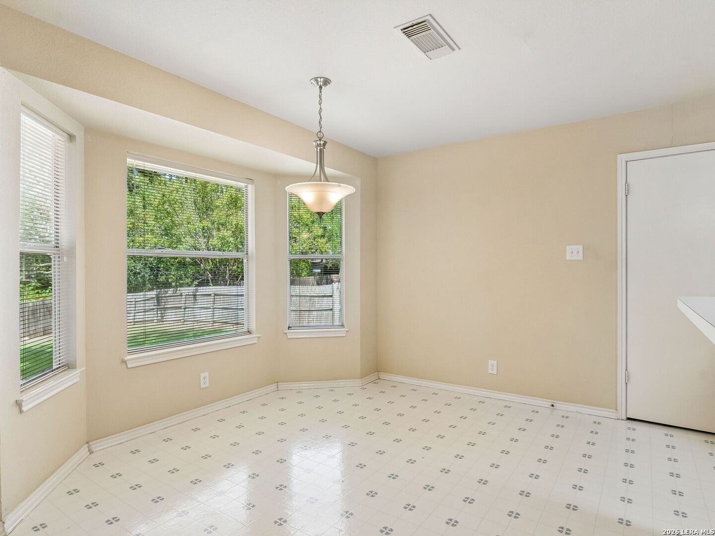 841 Dimrock Schertz, TX 78154 - Photo 14 of 36 Gallery Image 14
