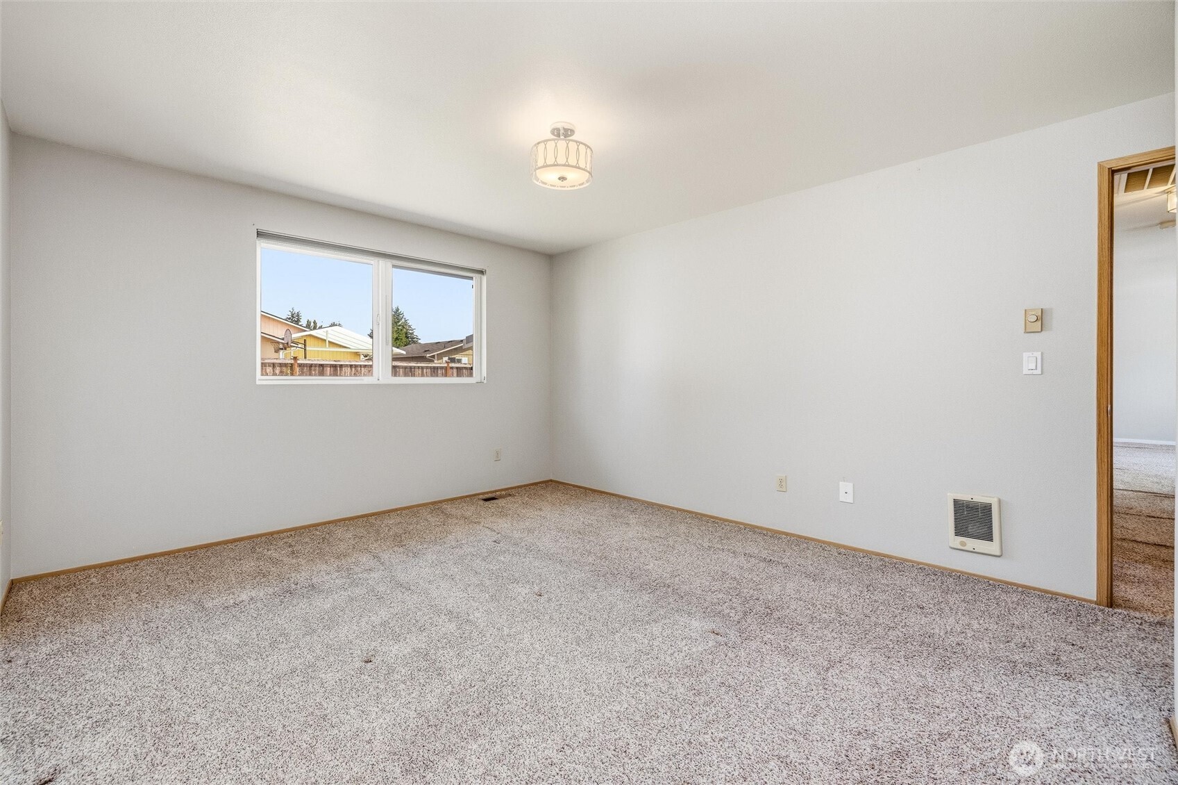 1215 East Gilkey Road Burlington, WA 98233 - Photo 15 of 33