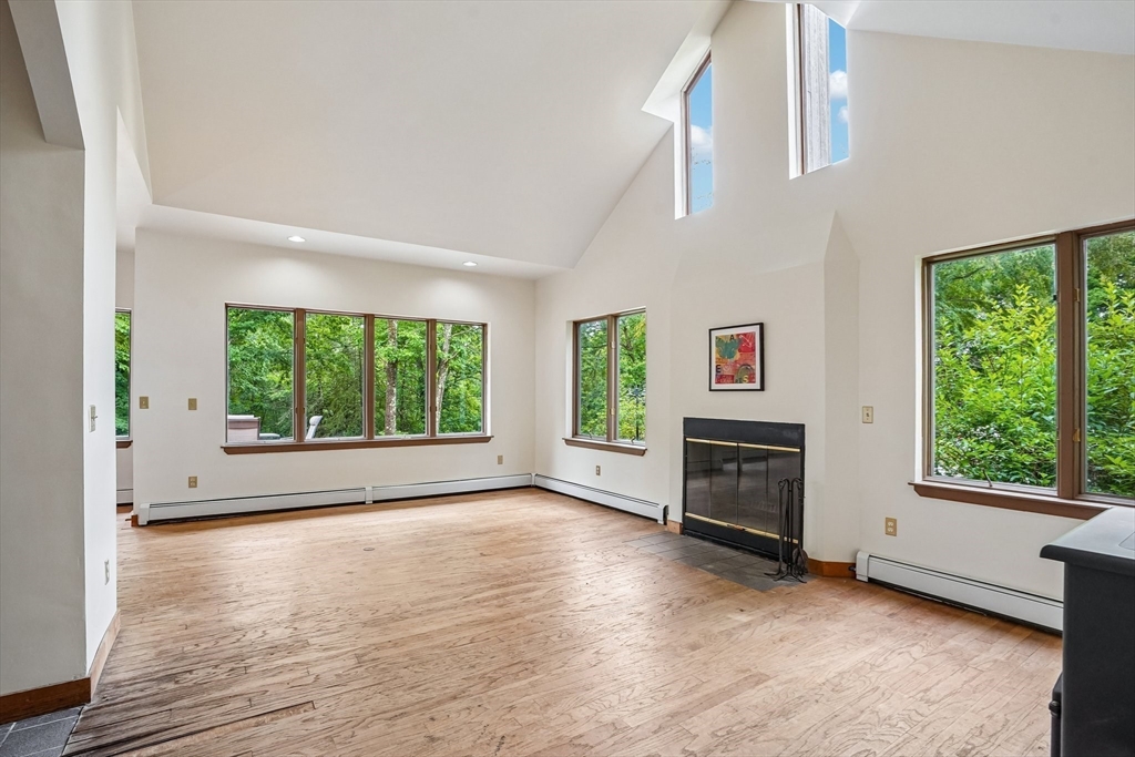 76 Foster Road Ashby, MA 01431 - Photo 4 of 38