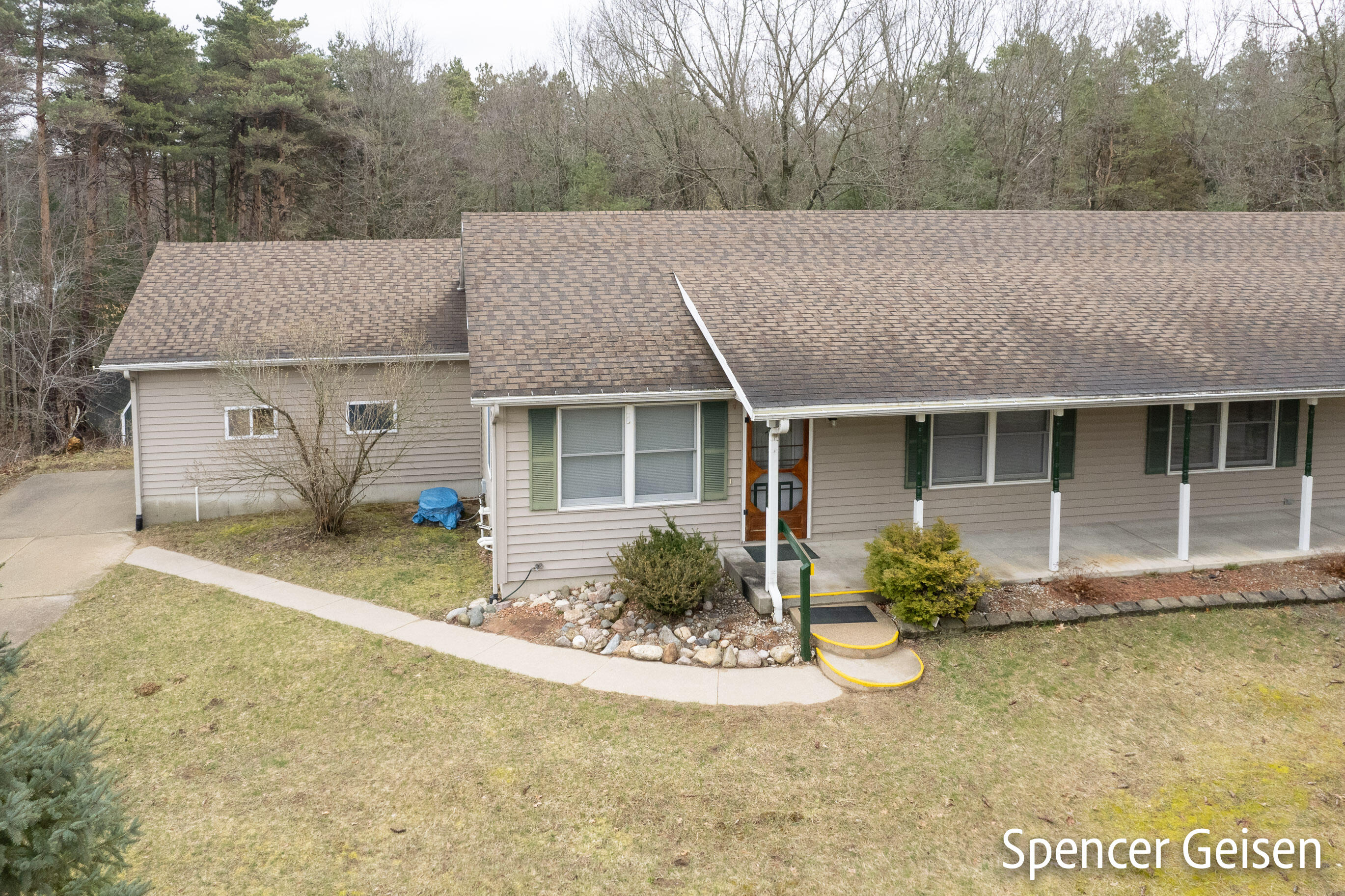 10443 Stakes Road Greenville, MI 48838 - Photo 6 of 49 10443 S Stakes Rd., Greenville, Michigan