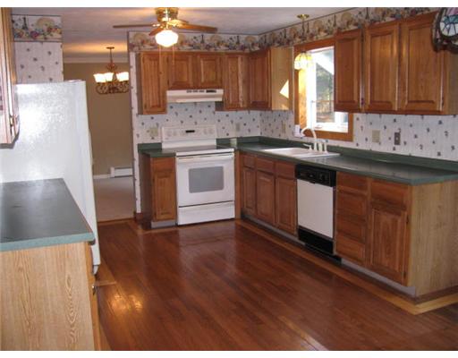 36 Falcon Ridge Drive Exeter, RI 02822 - Photo 2 of 11 Kitchen.