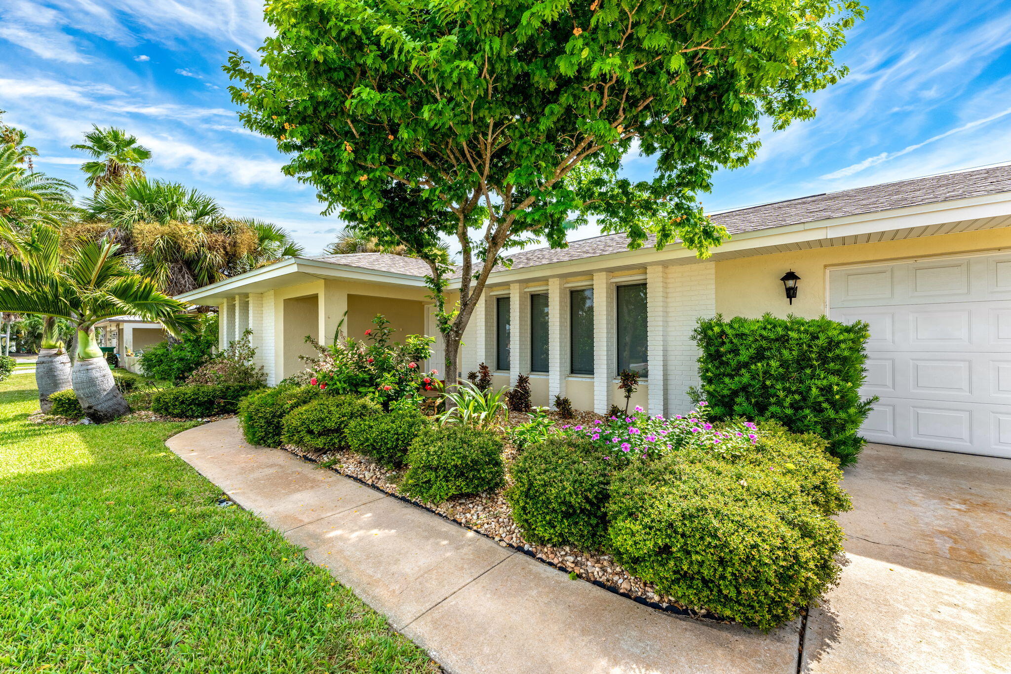 605 Bimini Road Satellite Beach, FL 32937 - Photo 4 of 55 Exterior