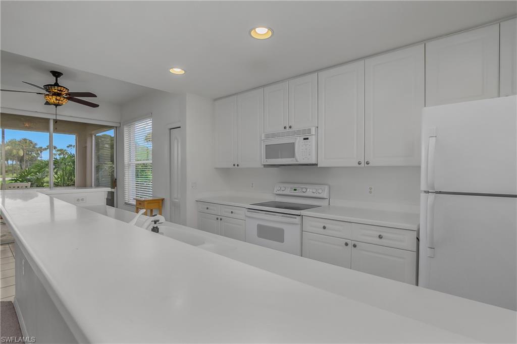 1925 Crestview Way, Unit 173 Naples, FL 34119 - Photo 20 of 47