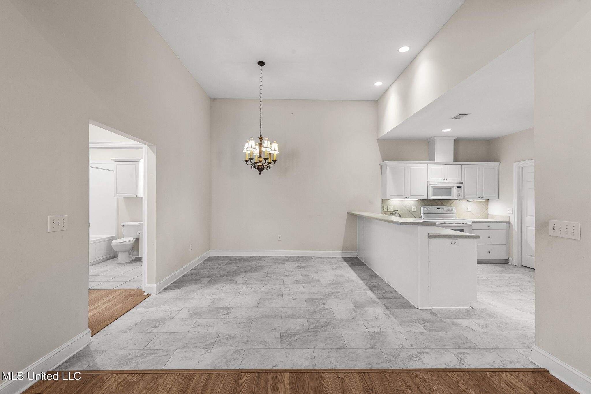 310 Independence Boulevard Flowood, MS 39232 - Photo 11 of 35 11-web-or-mls-310 Independence-11