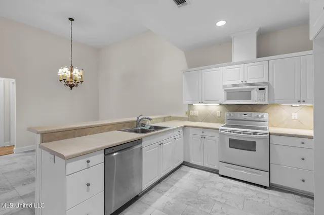 $314,900 | 310 Independence Boulevard, Flowood, MS 39232