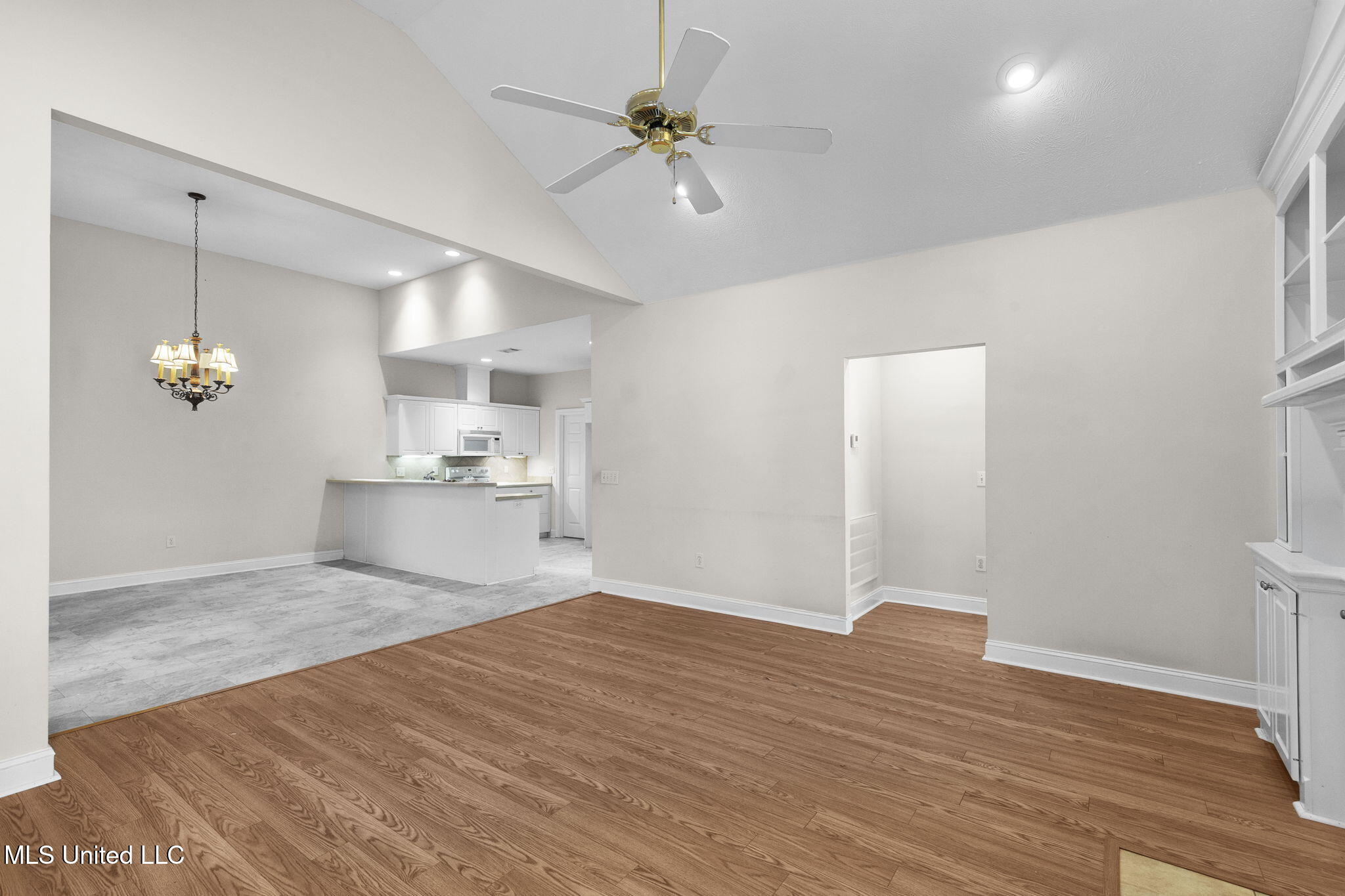 310 Independence Boulevard Flowood, MS 39232 - Photo 10 of 35 10-web-or-mls-310 Independence-10