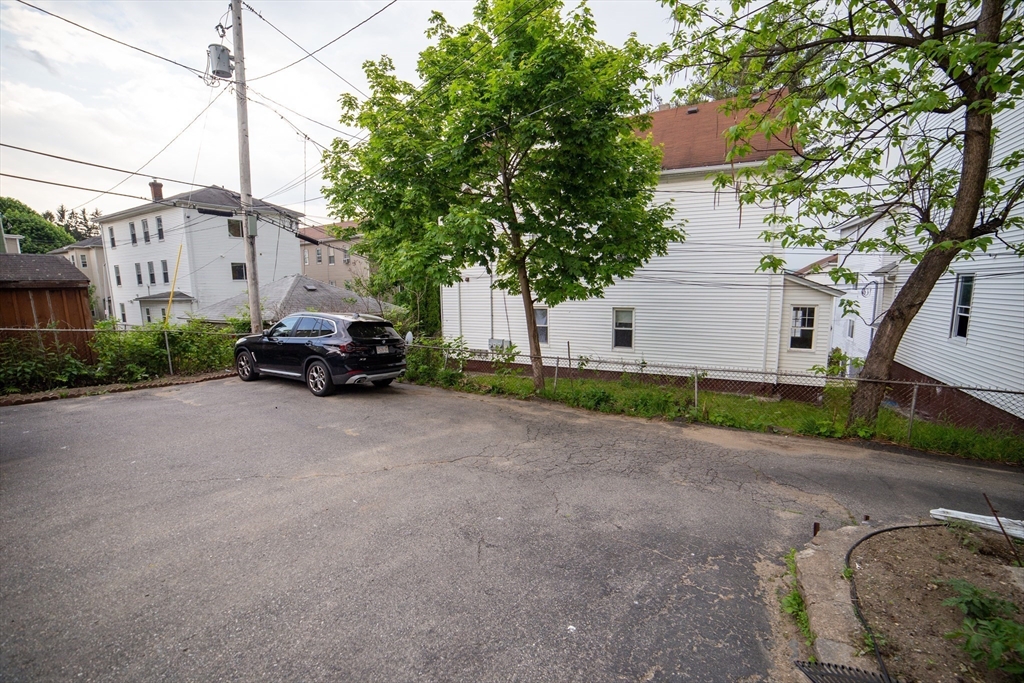5 Suffield Street Worcester, MA 01610 - Photo 25 of 27