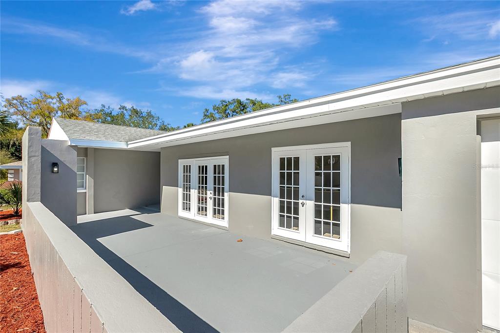 114 Barkfield Street Brandon, FL 33511 - Photo 4 of 59