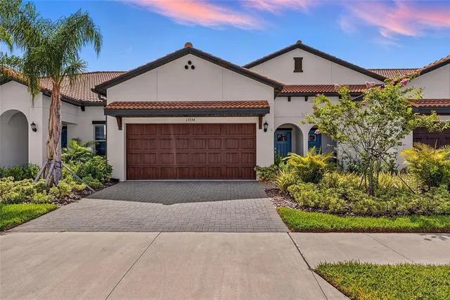 $298,000 | 17334 Holly Wl Avenue, Wimauma, FL 33598