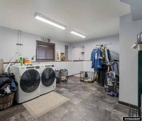 $349,000 | 1013 Eastview Drive, Riverton, WY 82501