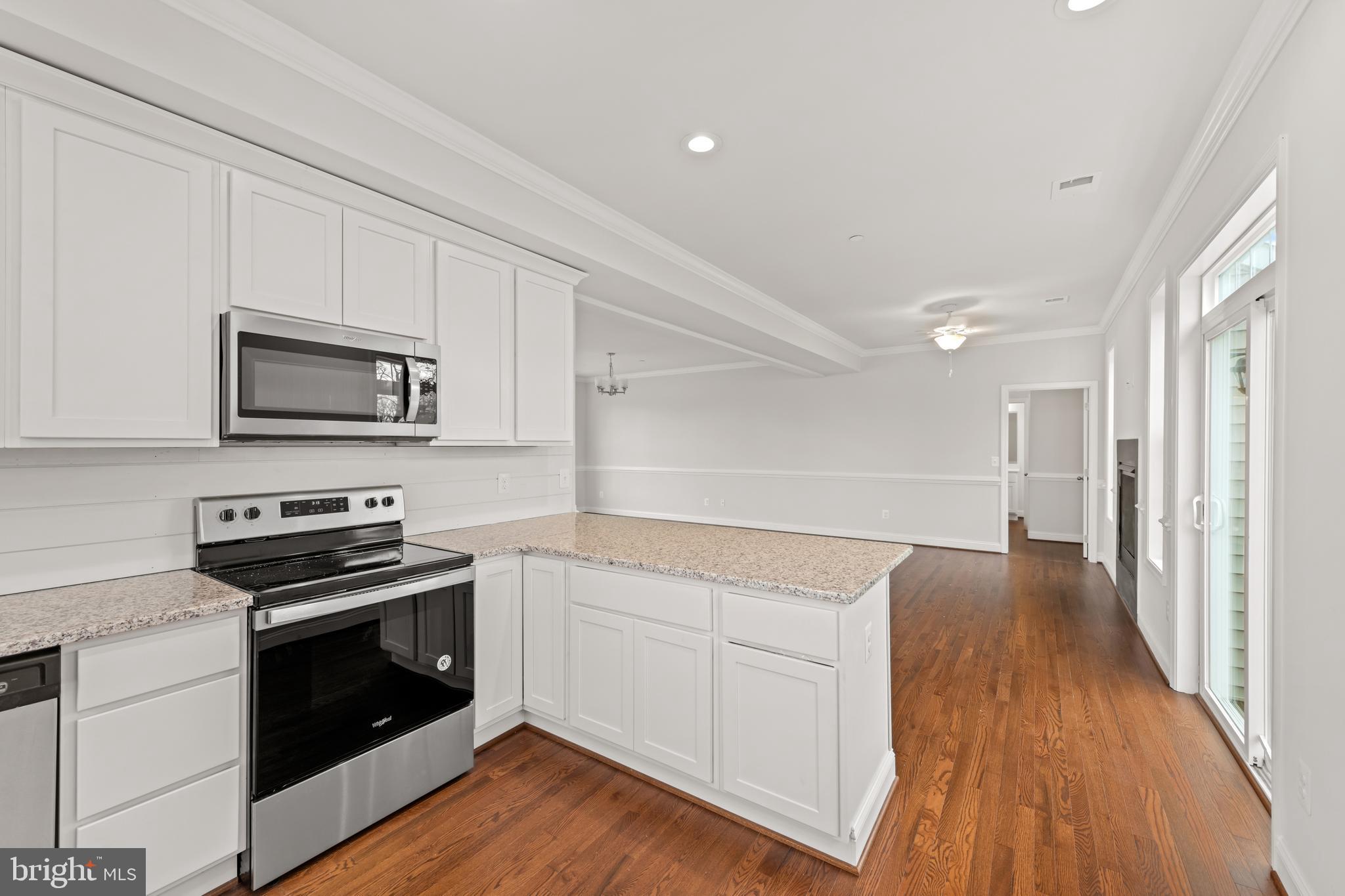 414 Salisbury Road Edgewater, MD 21037 - Photo 9 of 35 Kitchen