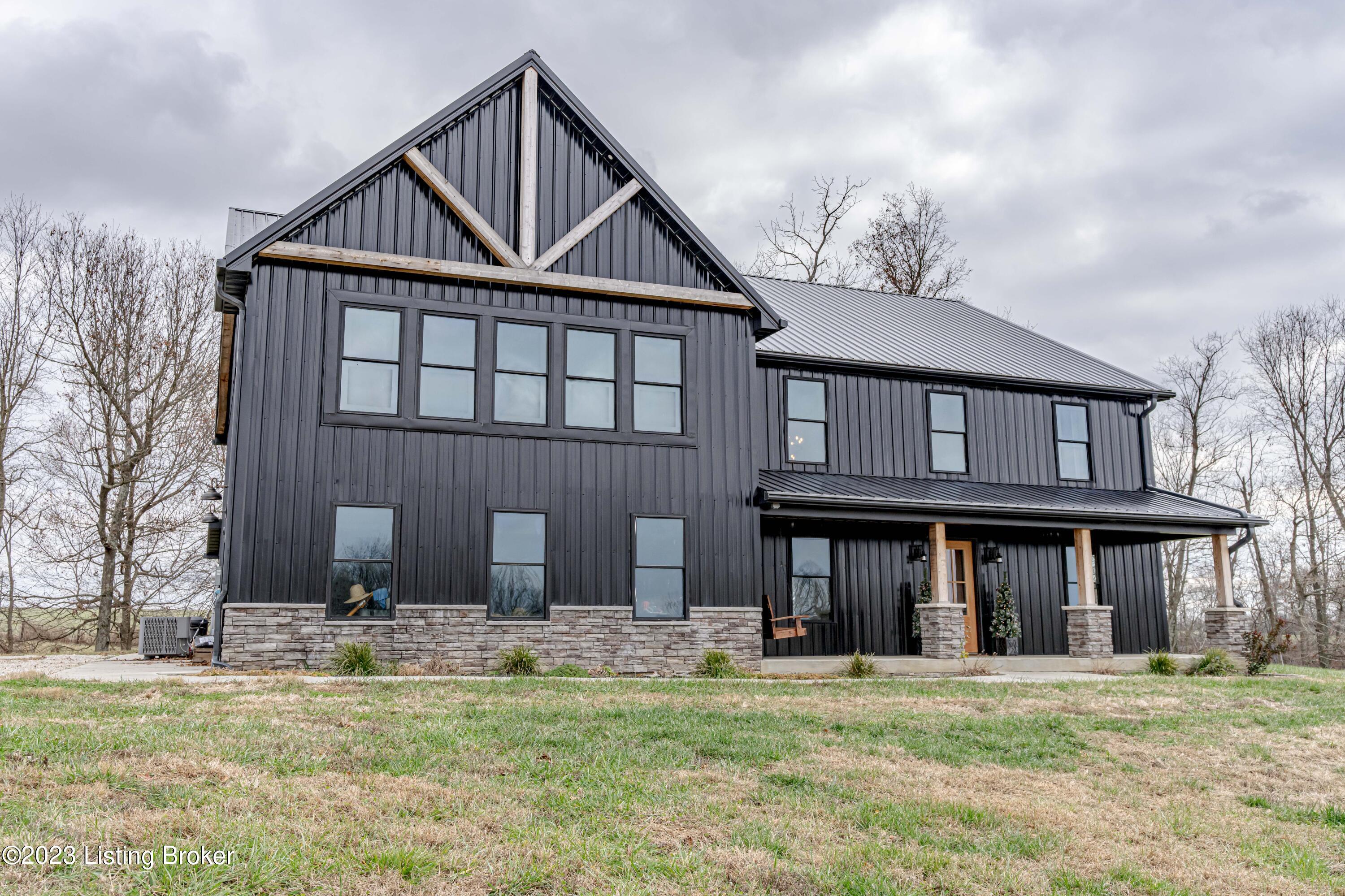 2185 McDowell Road Hodgenville, KY 42748 - Photo 5 of 90 Front Porch - Lots of Natural Light