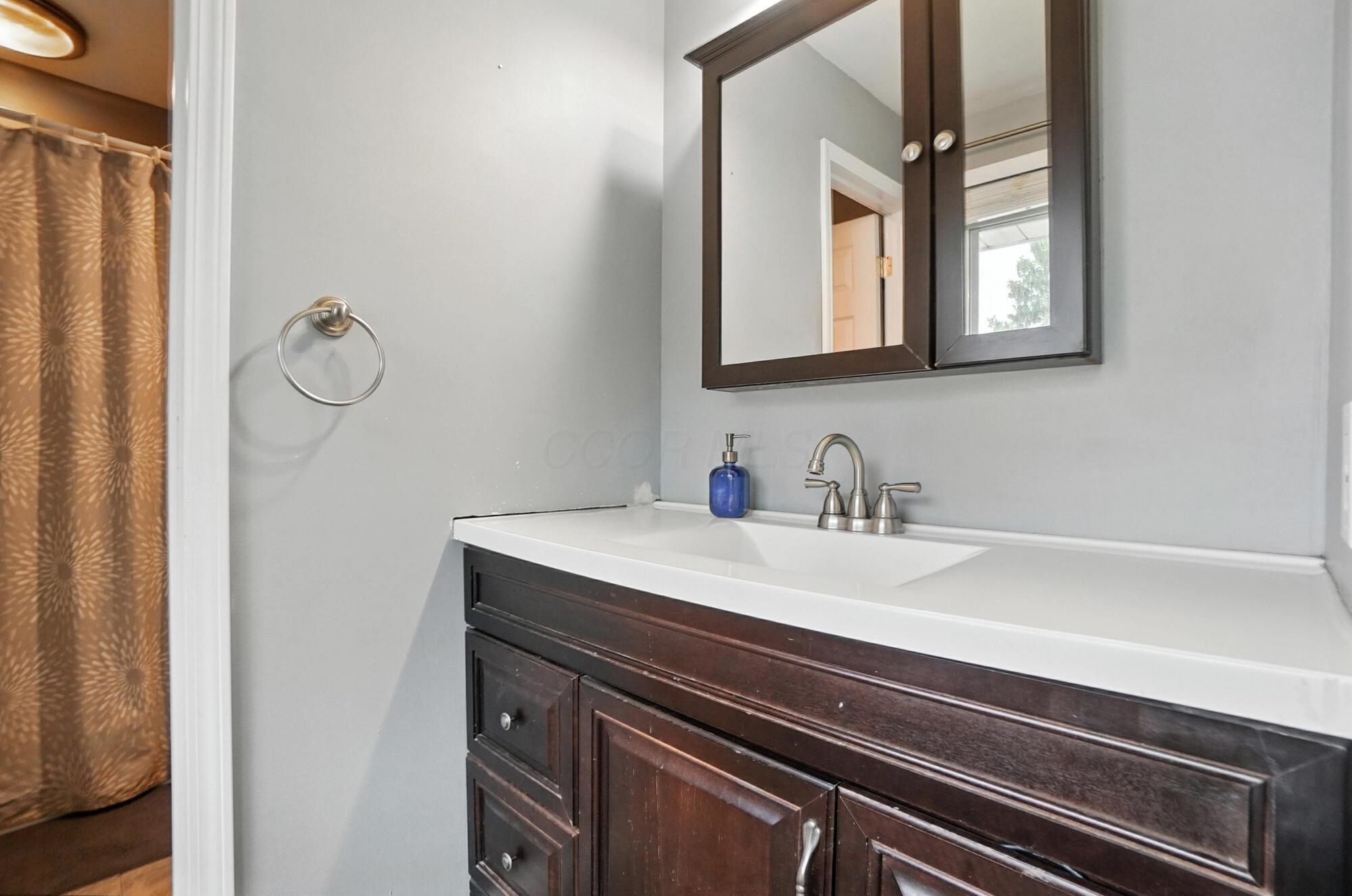 238 Dunbarton Road Columbus, OH 43230 - Photo 21 of 45 104