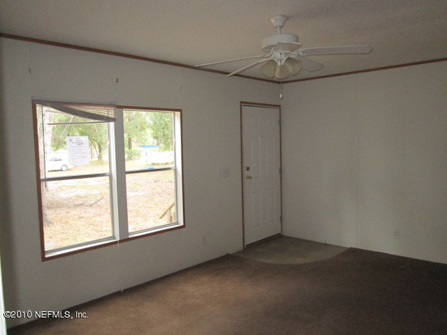 1508 Long Horn Road Middleburg, FL 32068 - Photo 3 of 25 Living Room