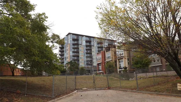 $395,000 | 1117 Powhattan Street, Dallas, TX 75215