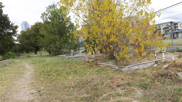$395,000 | 1117 Powhattan Street, Dallas, TX 75215