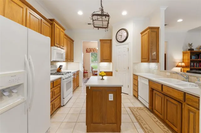 $565,000 | 507 West Aurora Vista Trail, Aurora, TX 76078