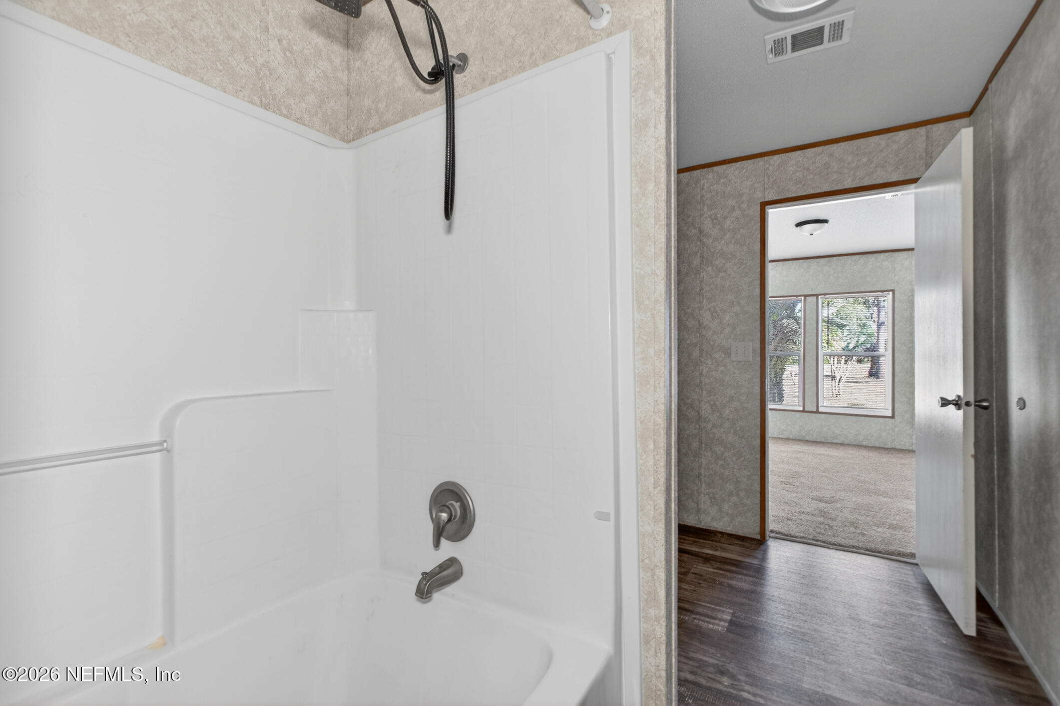 69 Azalea Avenue Middleburg, FL 32068 - Photo 18 of 41 032-69AzaleaAvenue-Middleburg-FL-32068-F